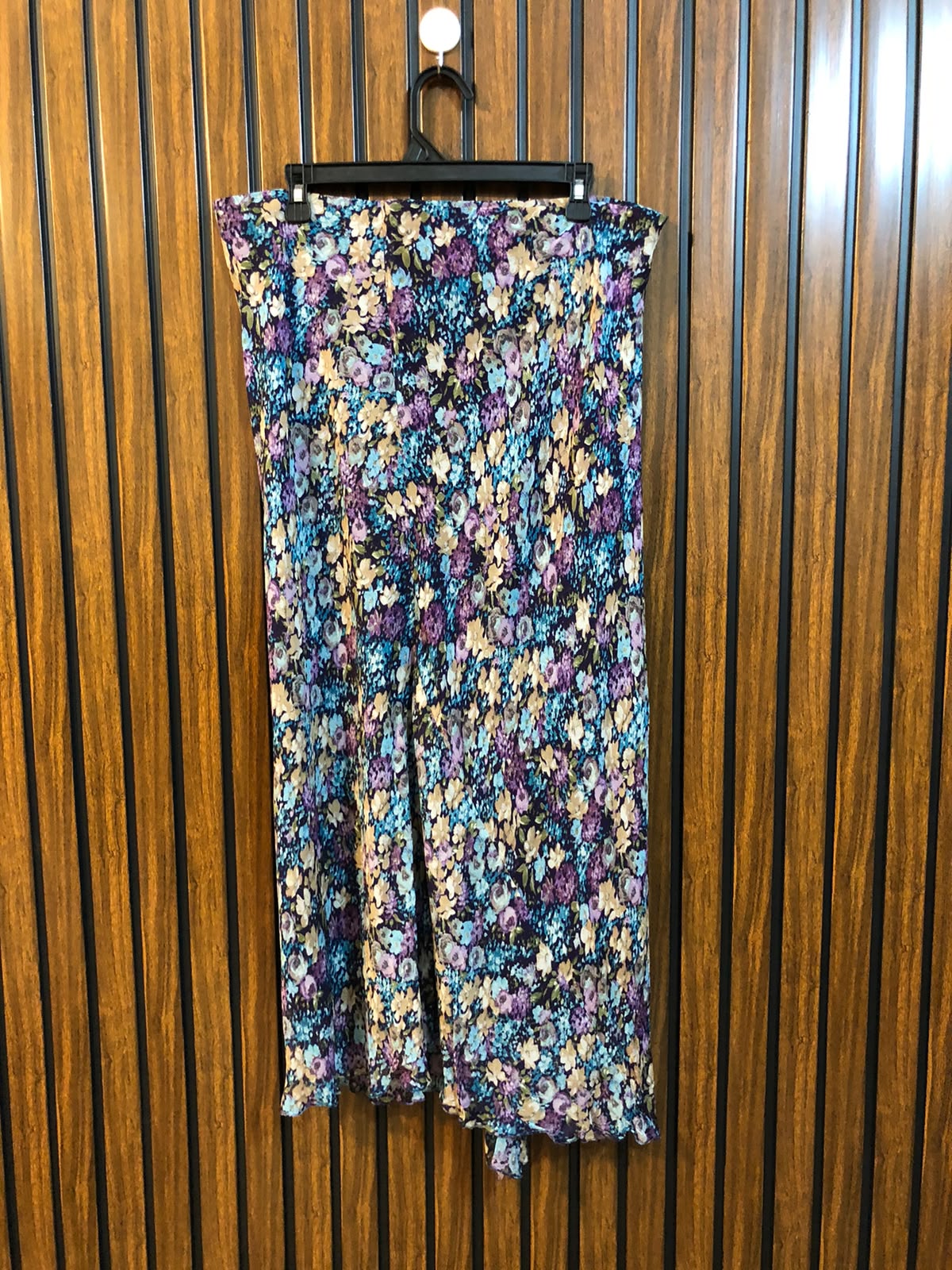 Waist 38  Length 36  Fabric Chiffon Premium Ladies Skirt