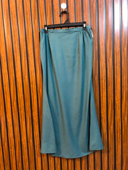 Branded Women's Fashion Skirt Waist 30  Length 37  Fabric Silk
