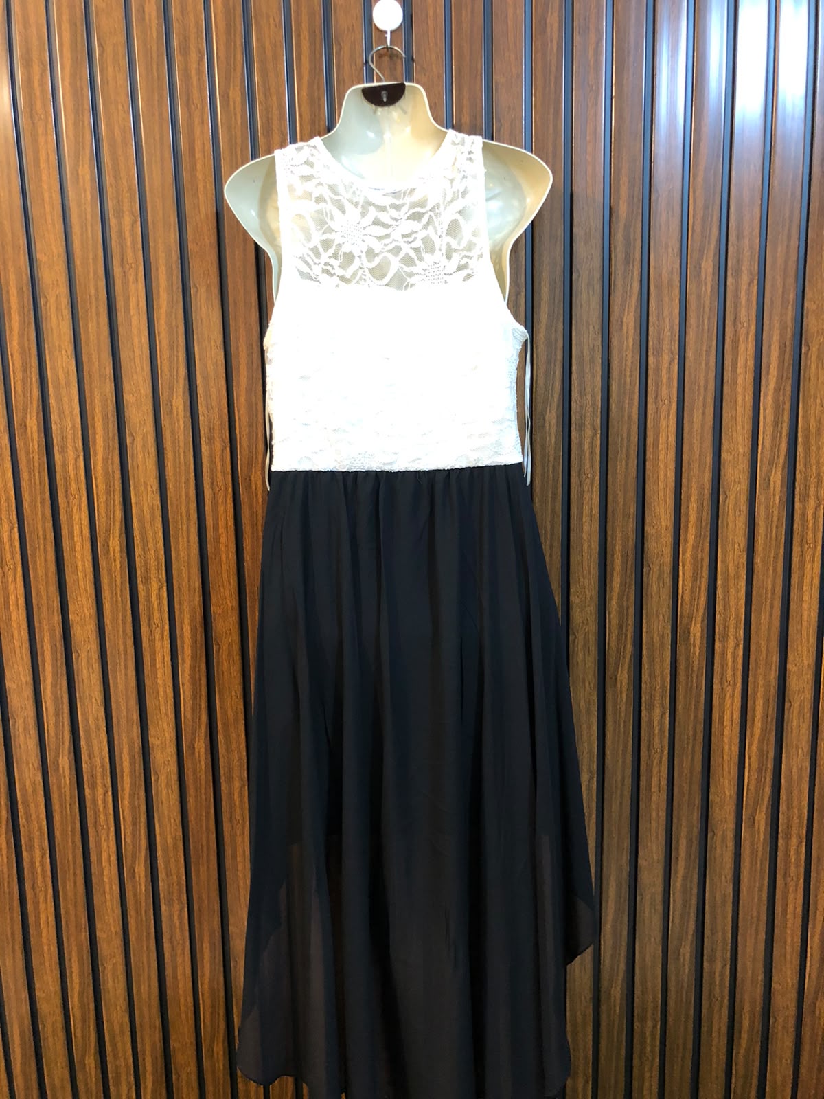 Chest 20  Length 35 To 50  Fabric Chiffon Women's Branded Dress Online