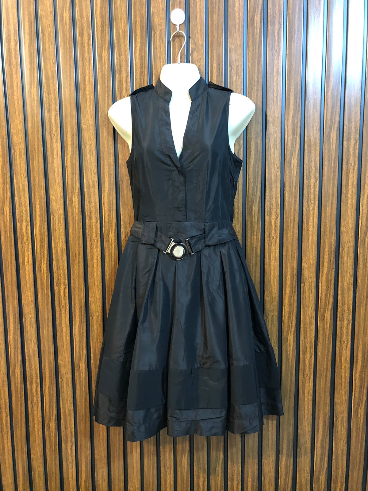 Chest 18  Length 36  Fabric Silk Ladies Premium Party Dress