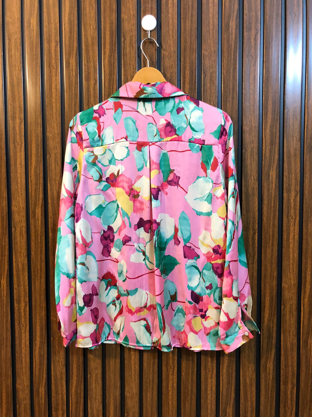 Chest 18  Length 25  Fabric silk Ladies Branded Full Sleeve Top