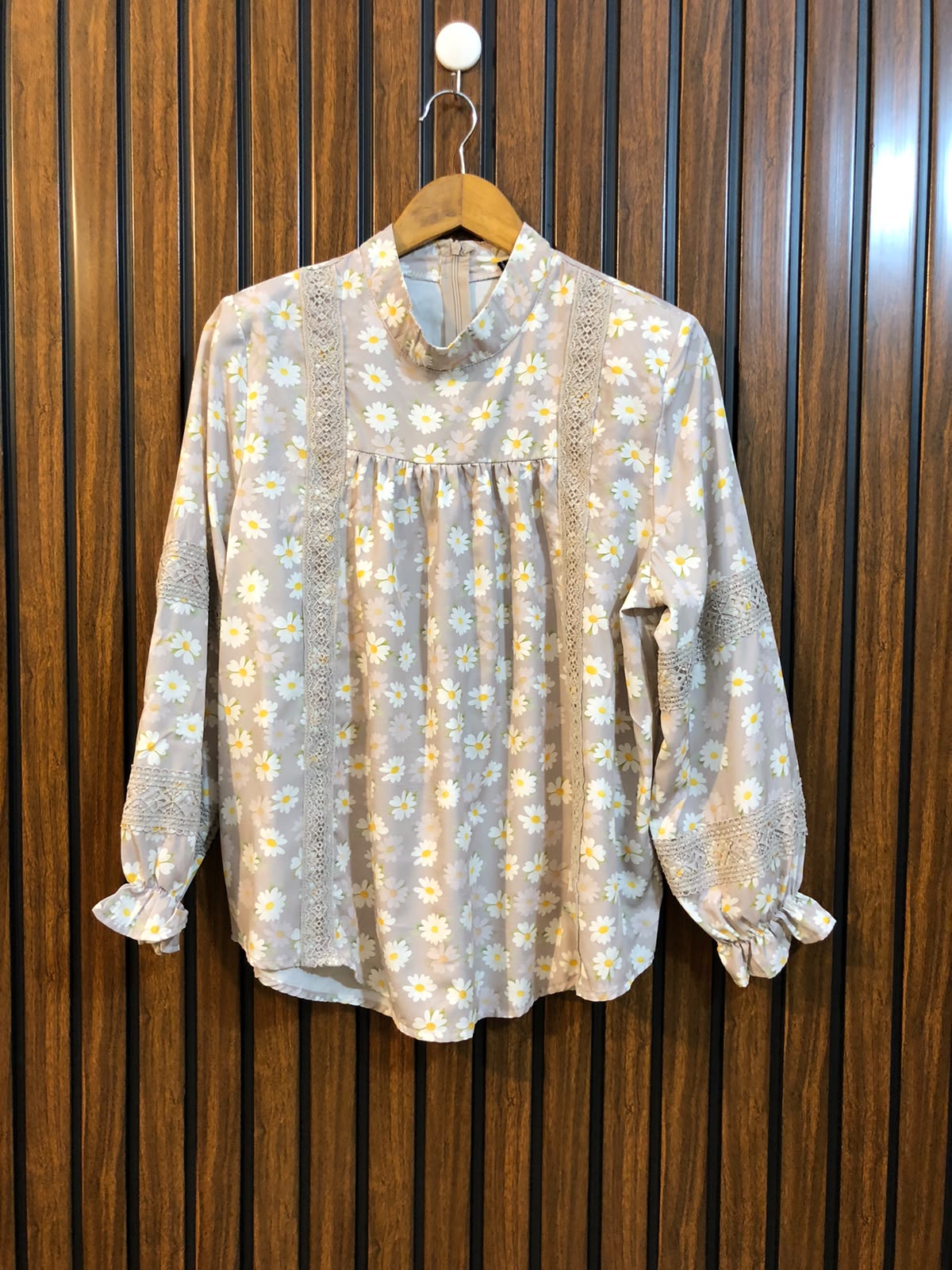 Chest 20  Length 24  Fabric Silk Western Women's Fashion Top