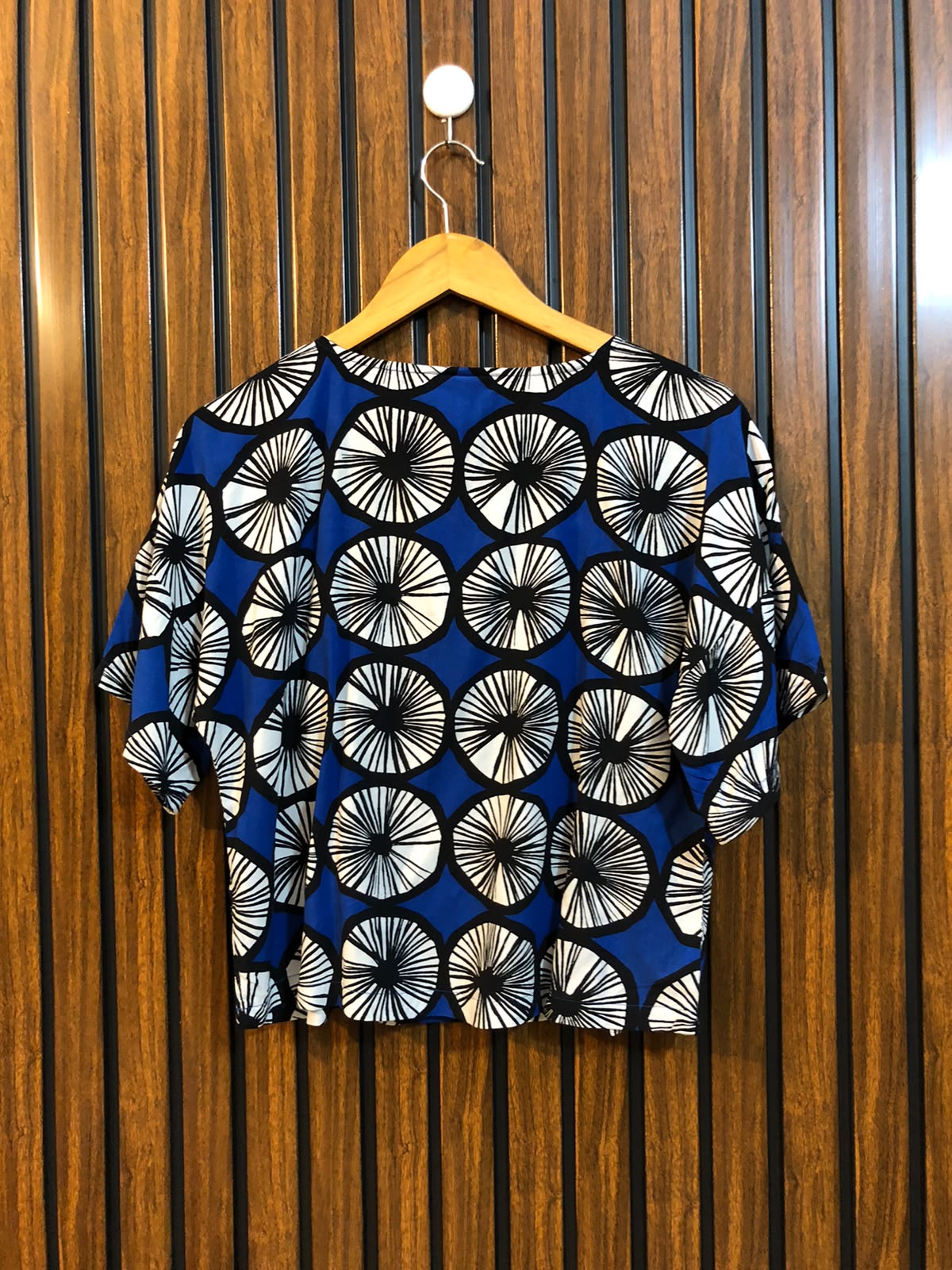 Chest 19  Length 19  Fabric Linen Branded Western Ladies Summer Top