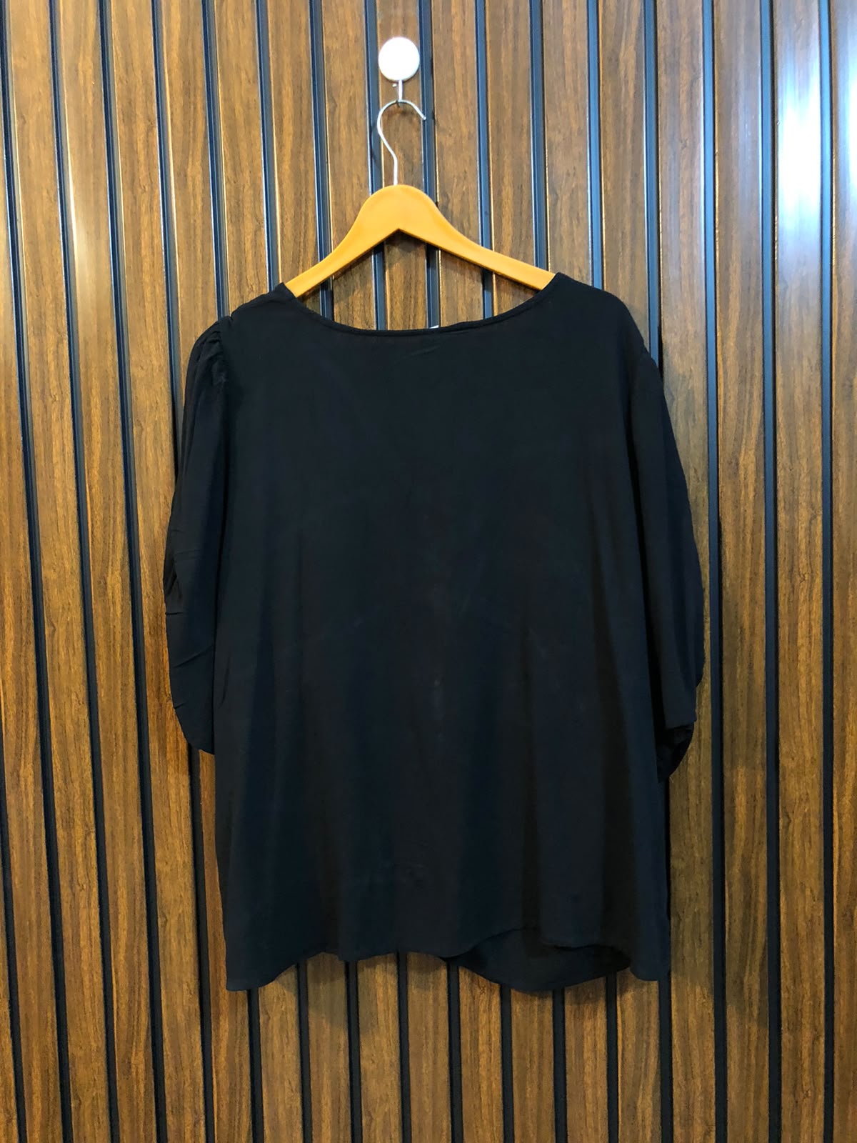 Chest 23  Length 25  Fabric Rayon Branded Ladies Summer Wear Top
