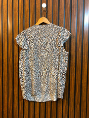 Chest 21  Length 24  Fabric Linen Women's Branded Fashion Top