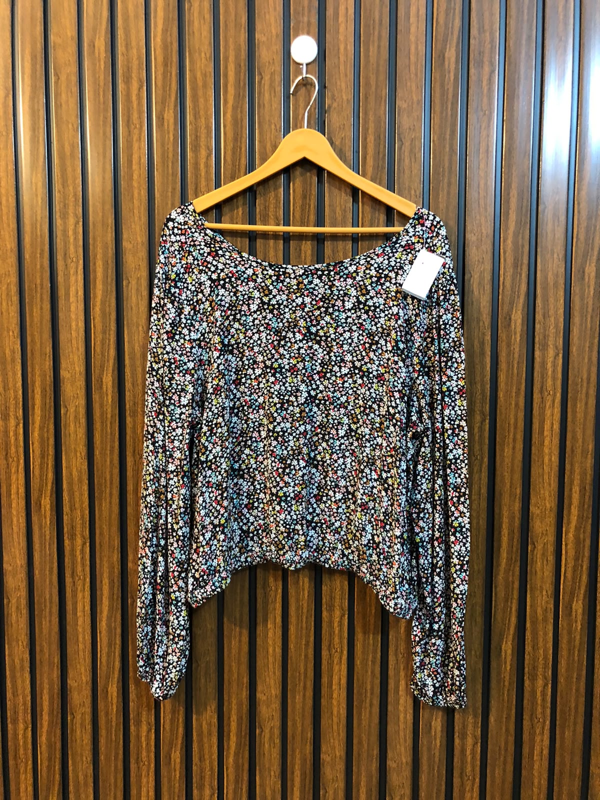 Chest 20  Length 16 To 17  Fabric Rayon Ladies Western Summer Collection