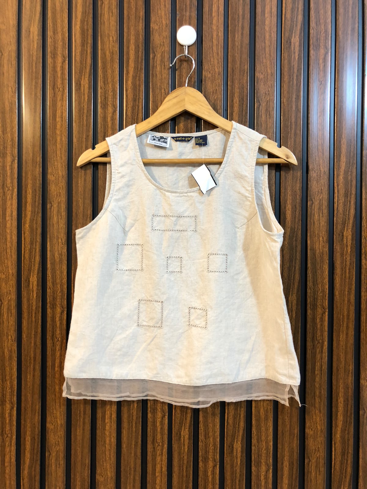 Chest 17  Lenght 19  Fabric linen Trendy Imported Women's Top