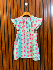 Chest 18  Lenght 22  Fabric cotton  Women's Fashion Sleeve Collection