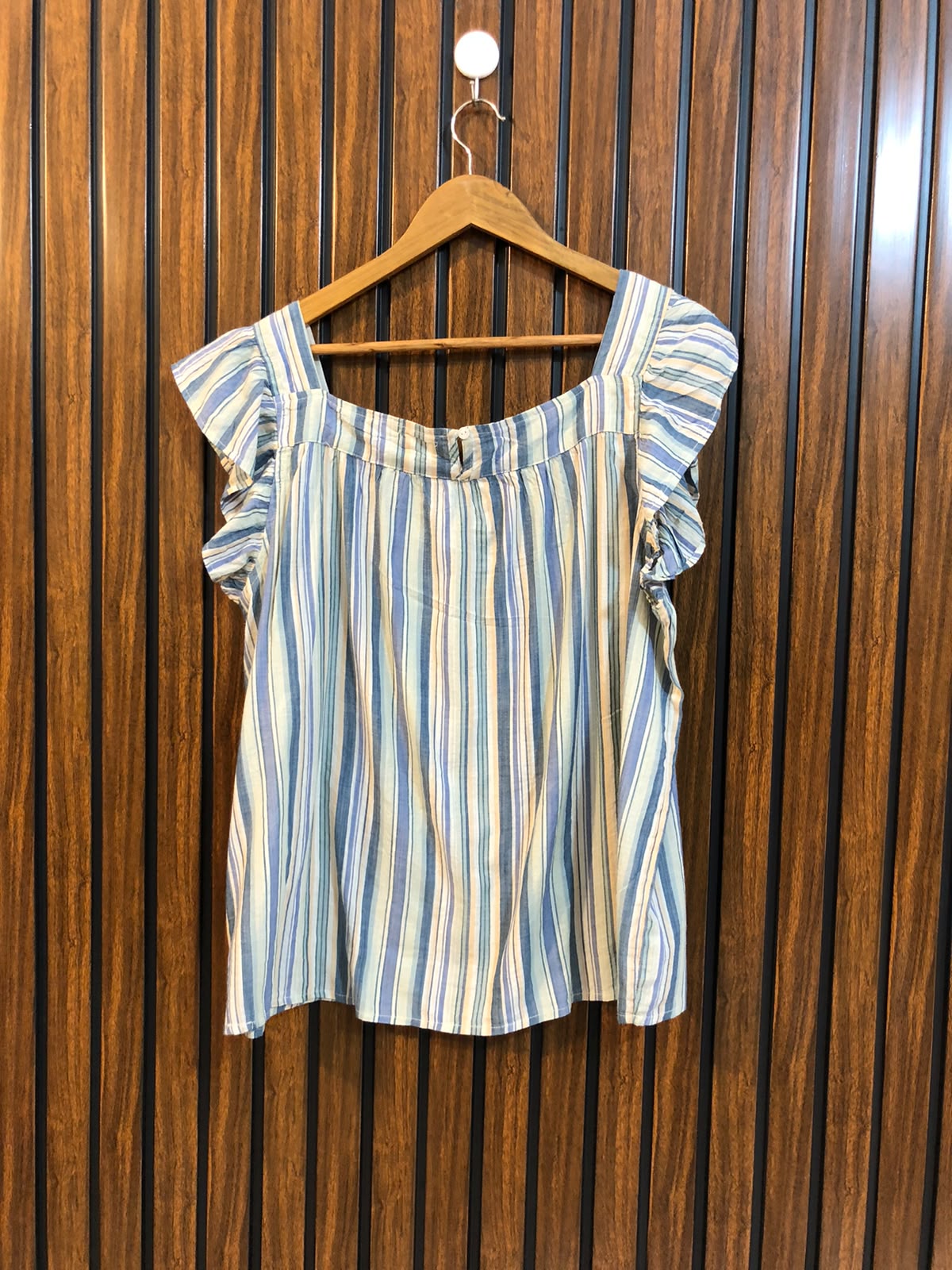 Chest 21  Lenght 23  Fabric Linen Luxury Western Women's Sleeve Top