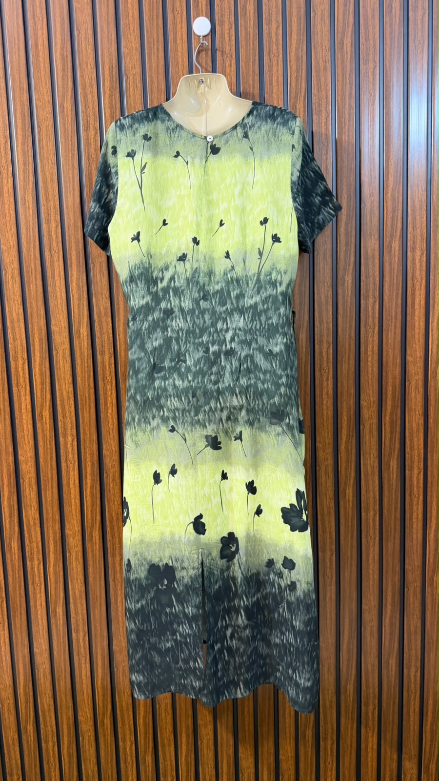 Chest 19  Length 50  Fabric Silk Premium Casual Maxi Dresses for Women