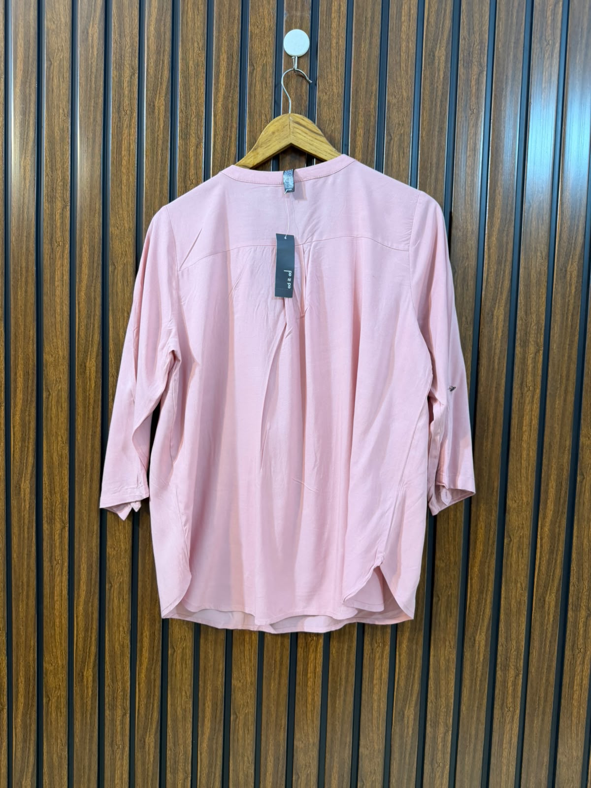 Chest 21  Length 24 To 26  Fabric Linen Western Branded Women's Summer Full Sleeve Top