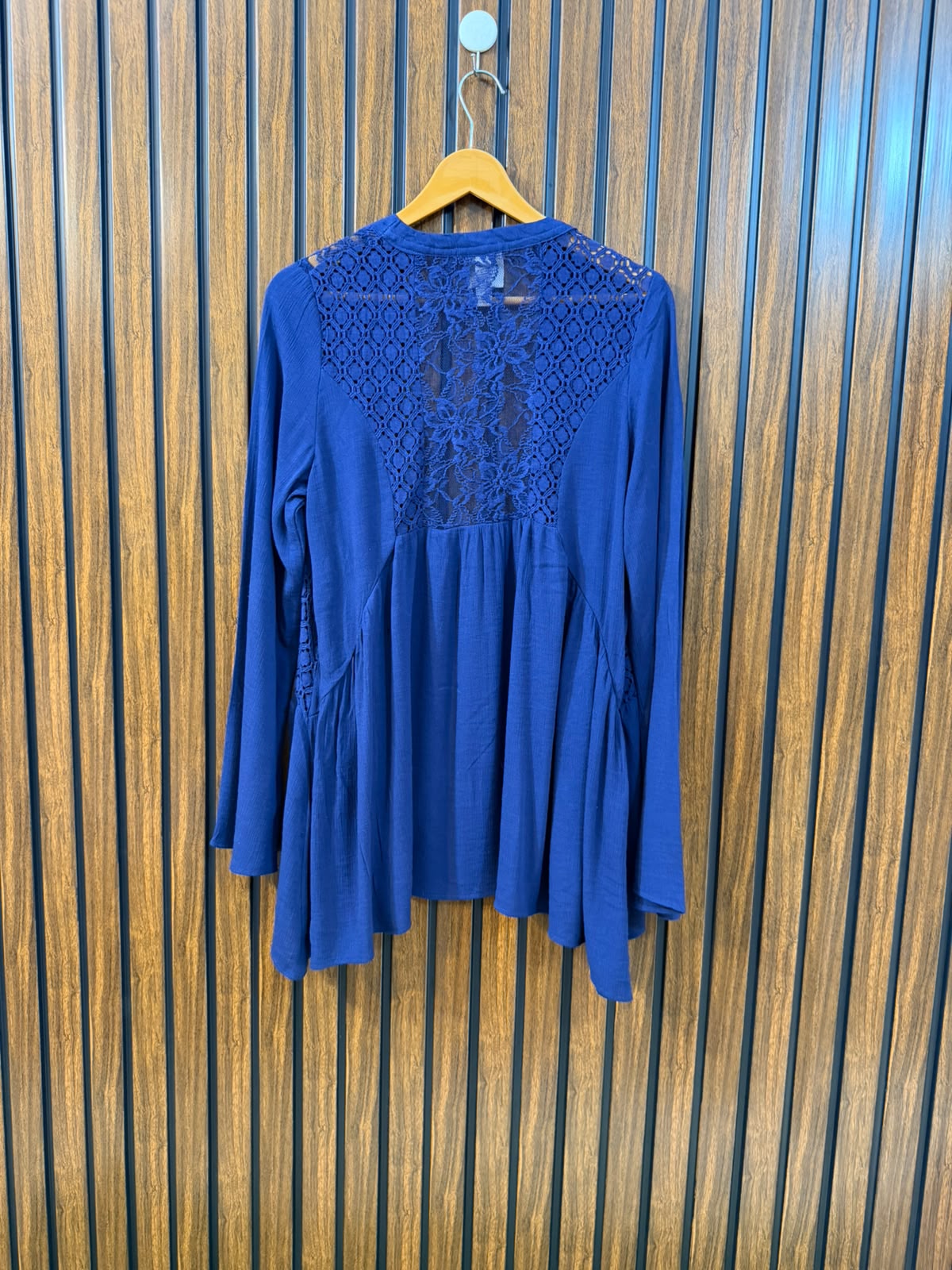 Chest Medium  Length 28  Fabric Rayon Branded Women's Full Sleeve Summer Shrug