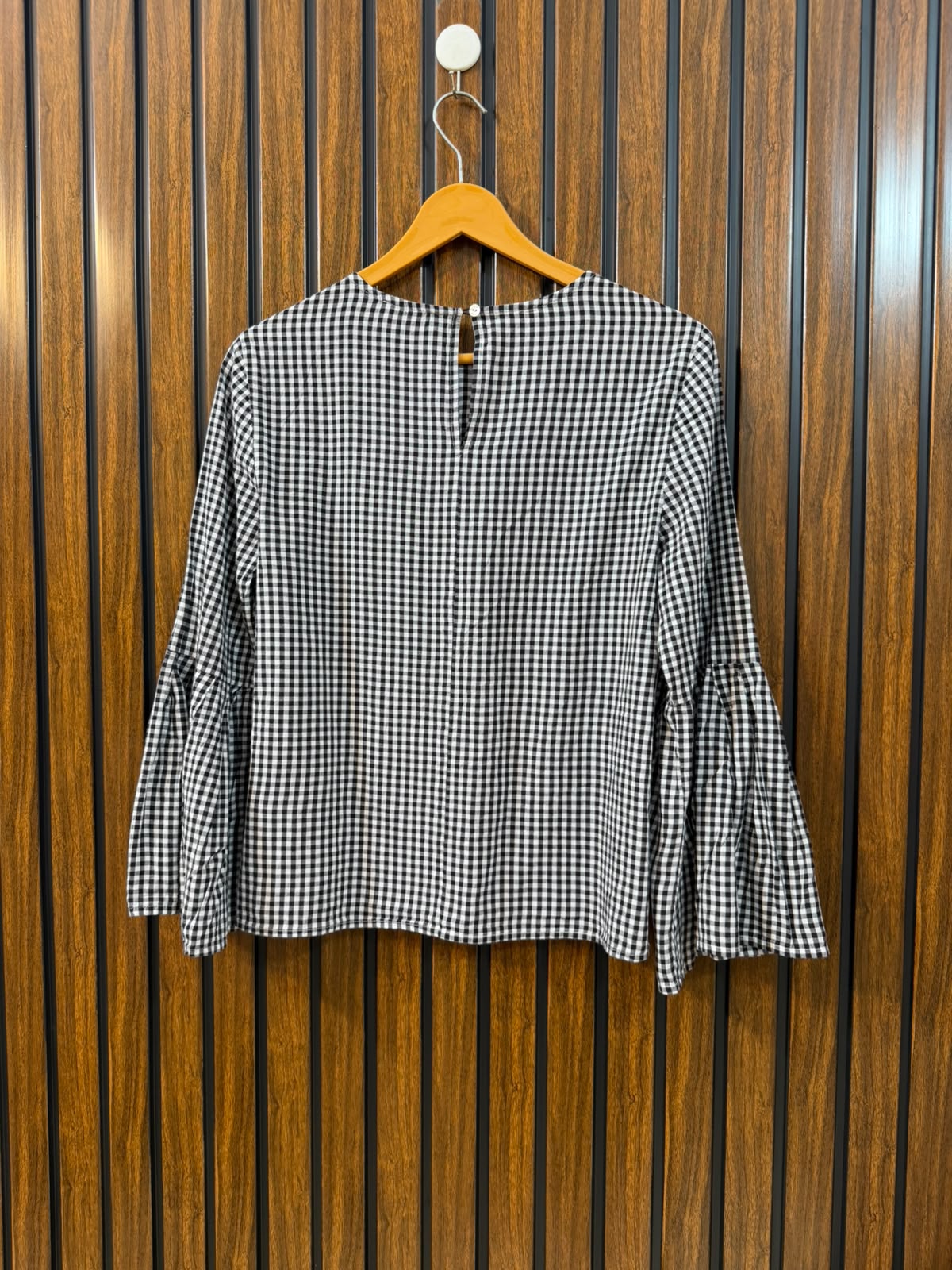 Chest 18  Length 21  Fabric Cotton Women's Casual Summer Full Sleeve Top