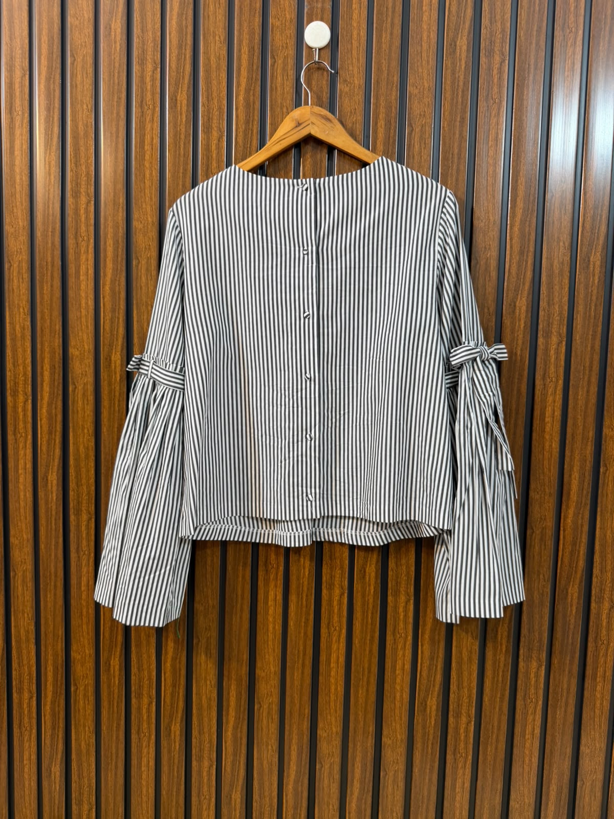 Chest 18  Length 22  Fabric Cotton Silk Women's Everyday Summer Top