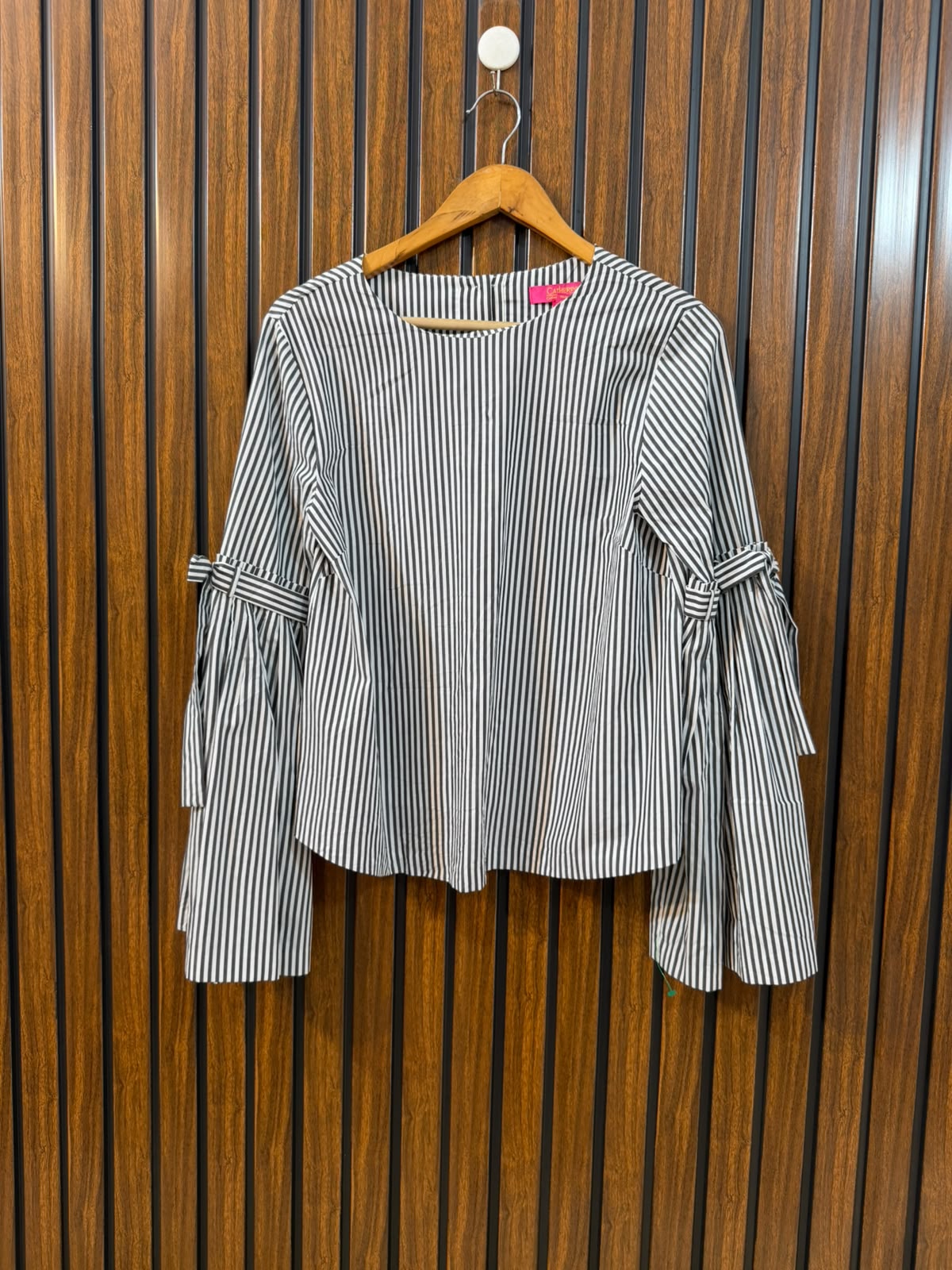 Chest 18  Length 22  Fabric Cotton Silk Women's Everyday Summer Top