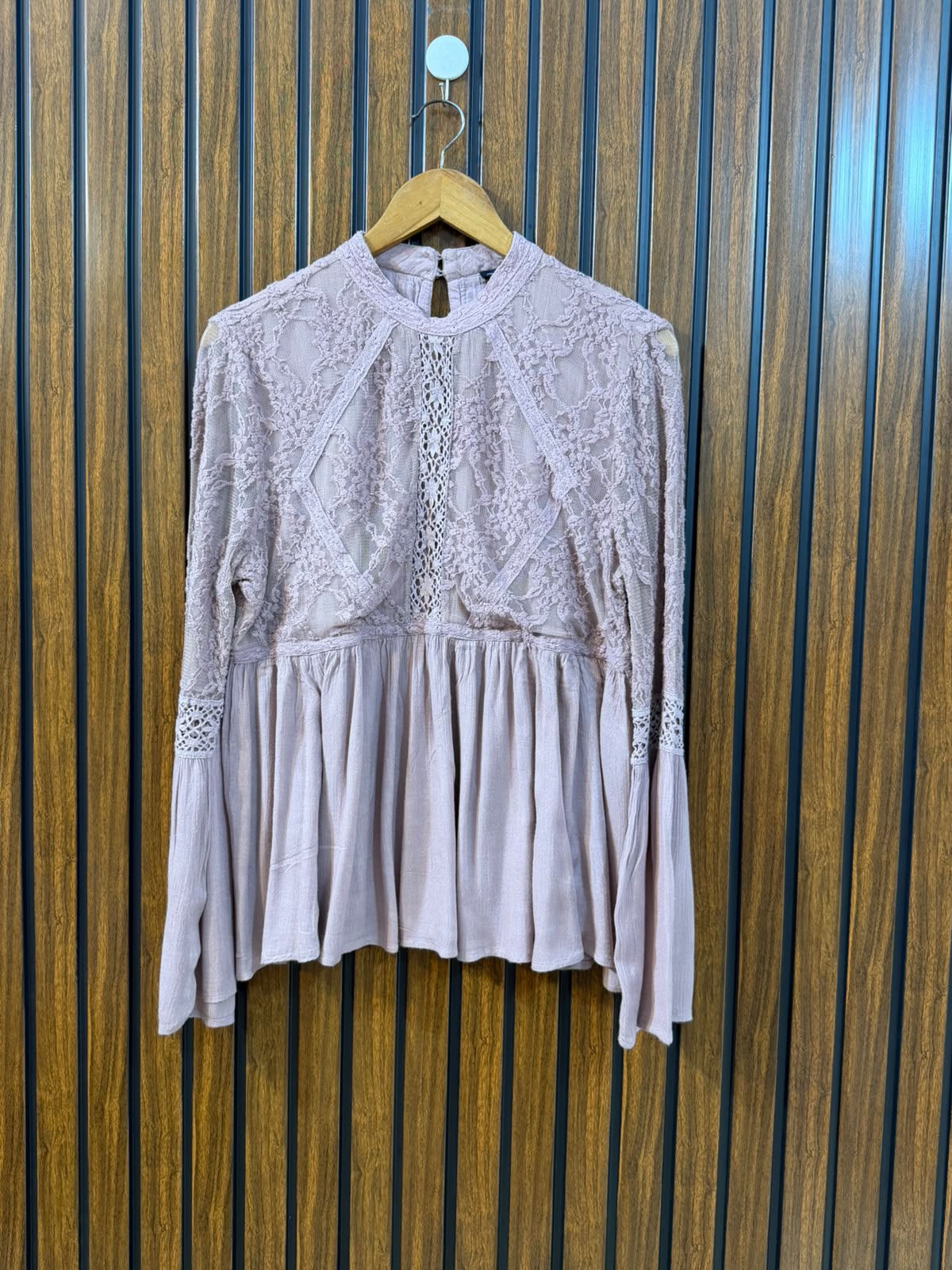 Chest 20  Length 24  Fabric Net And Rayon Women's Western Wear Full Sleeve Top