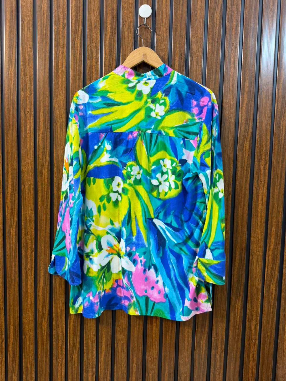 Chest 21  Length 27 To 28  Fabric Linen Women's Smart Full Sleeve Top