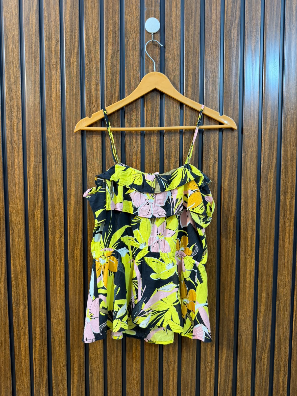 Chest 18  Length 22  Fabric Cotton Western Ladies Sleeveless Top