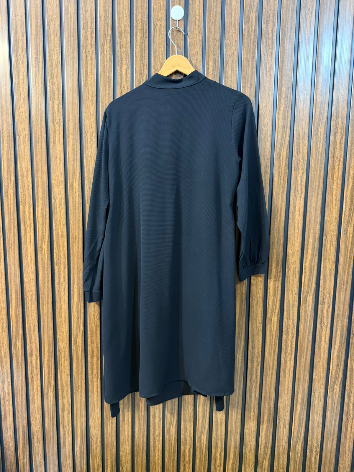 Chest 18  Length 37  Fabric Chiffon Women's Branded Long Top