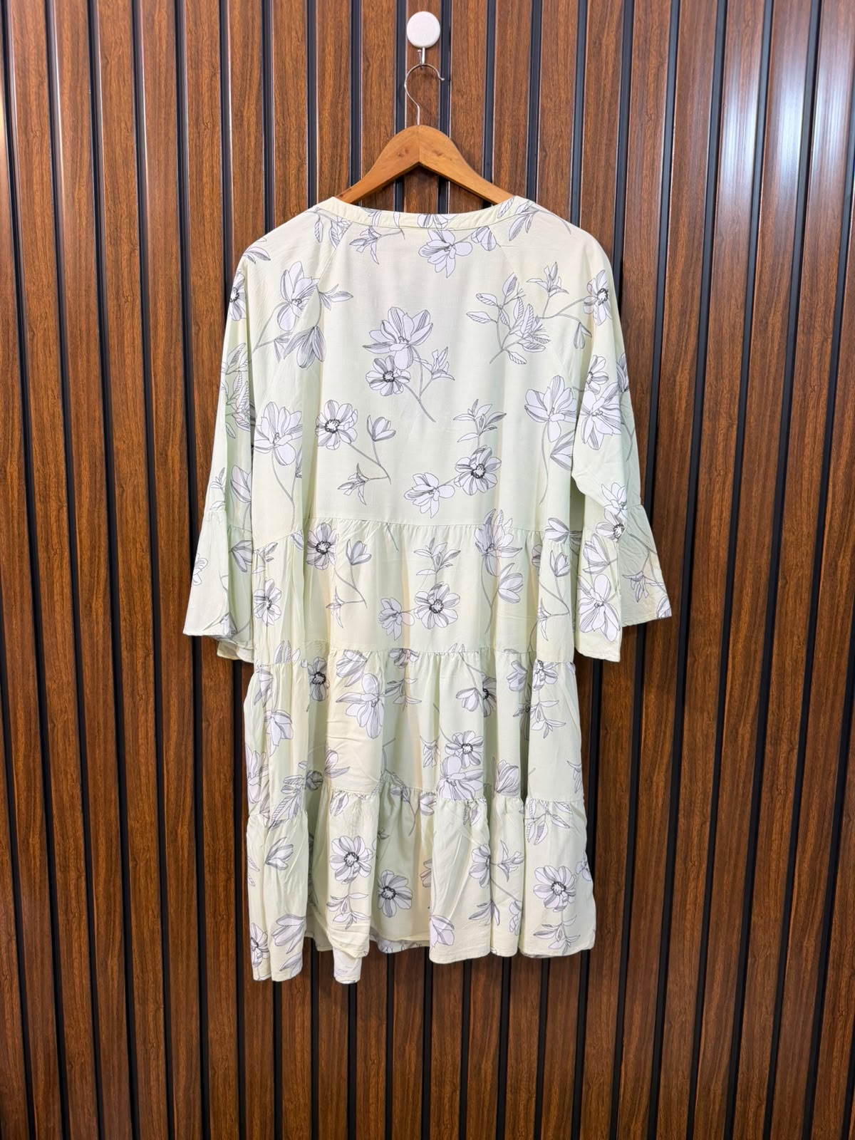 Chest 22  Length 35  Fabric Linen Women's New Arrival Long Top