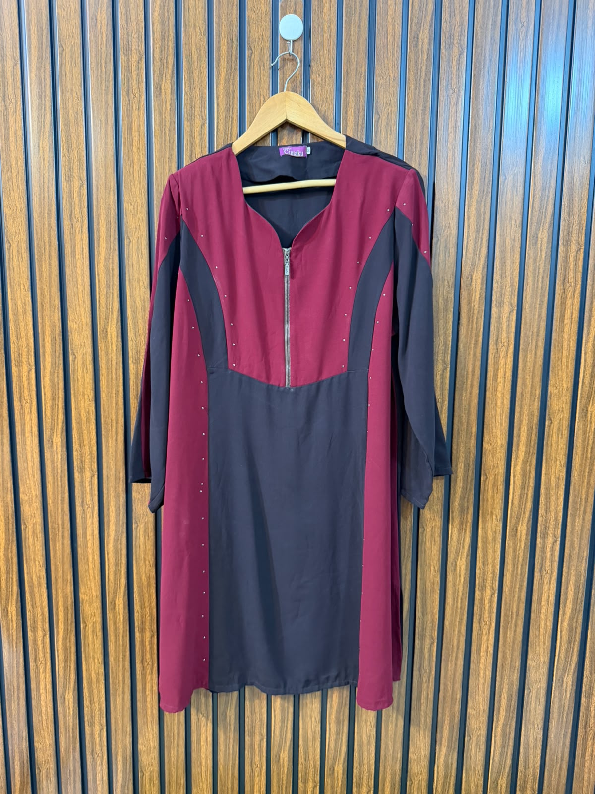 Chest 21  Length 36  Fabric Chiffon Women's Signature Long Top