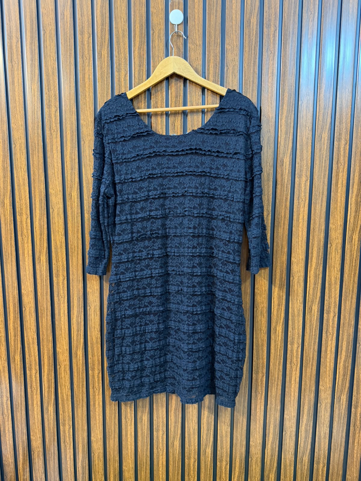 Chest 21  Length 34  Fabric Net Women's Essential Long Top