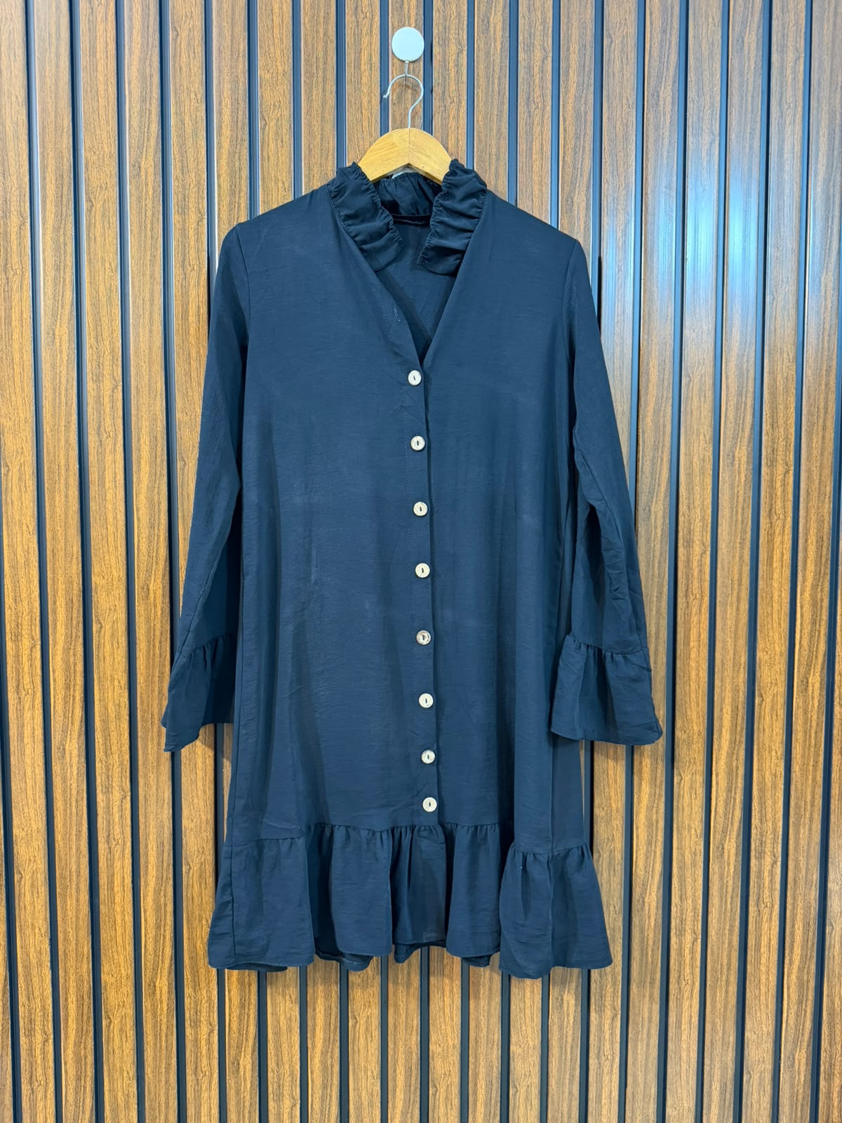 Chest 18  Length 35  Fabric Silk Branded Women's Everyday Top