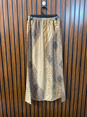 Waist 32  Length 38  Fabric Silk Women's Fashion Skirt
