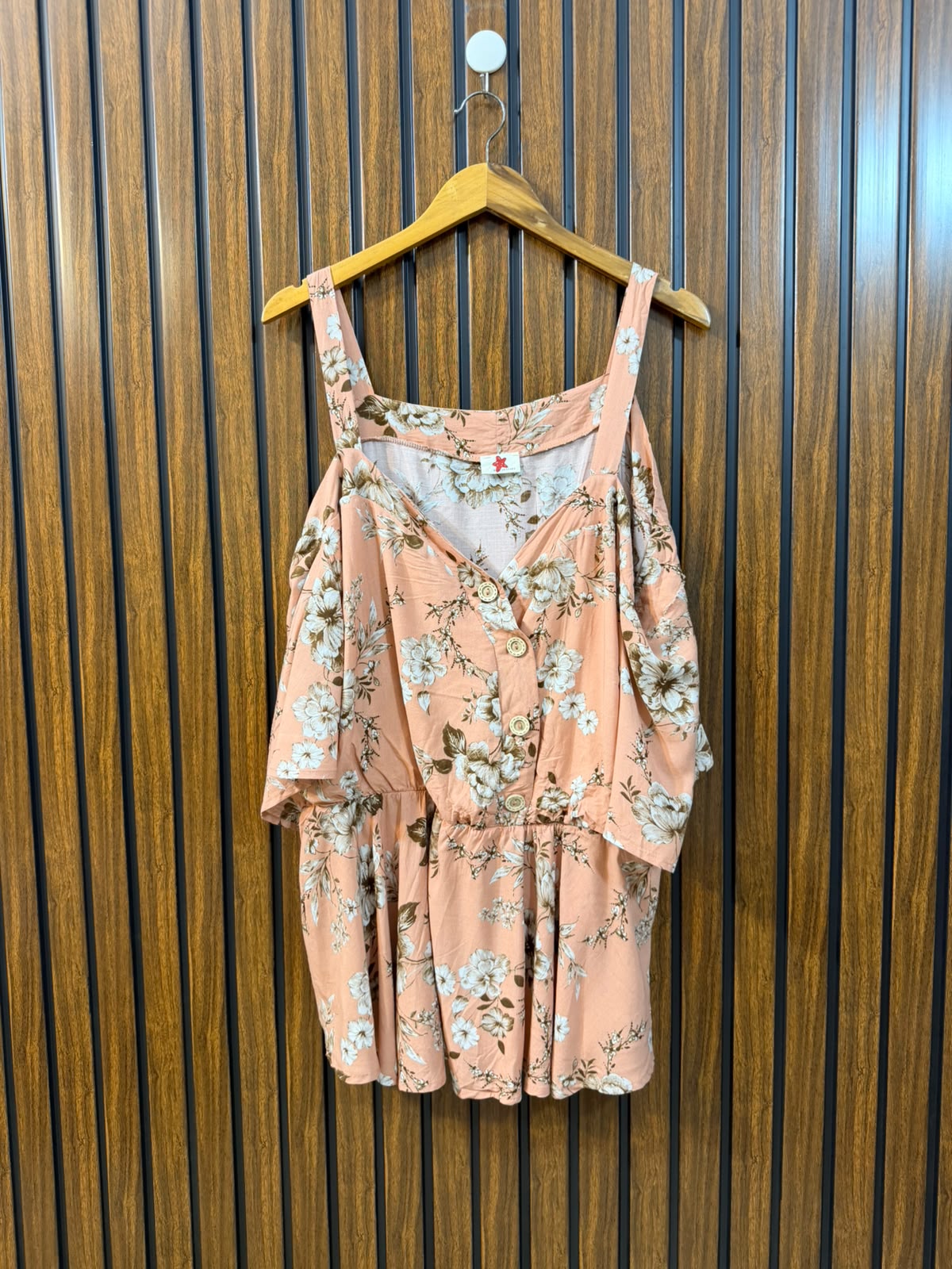 Chest 23  Length 29  Fabric Linen Women's Western Everyday Top