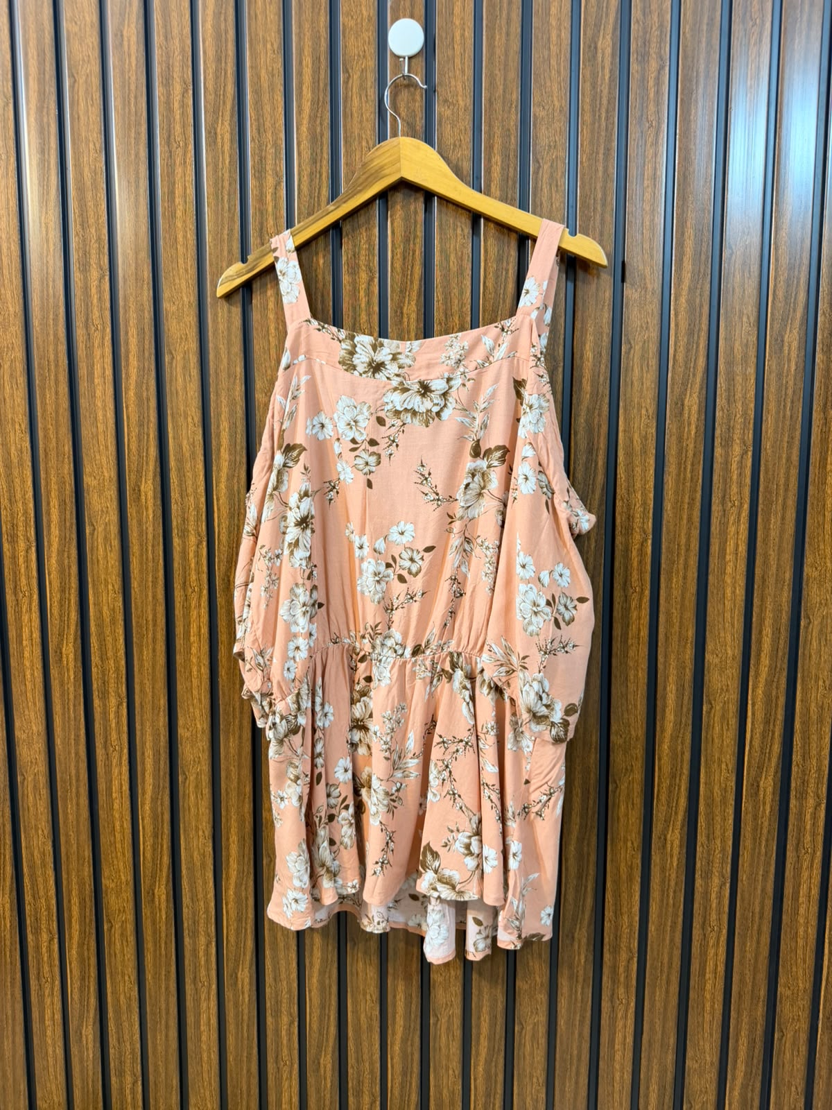 Chest 23  Length 29  Fabric Linen Women's Western Everyday Top