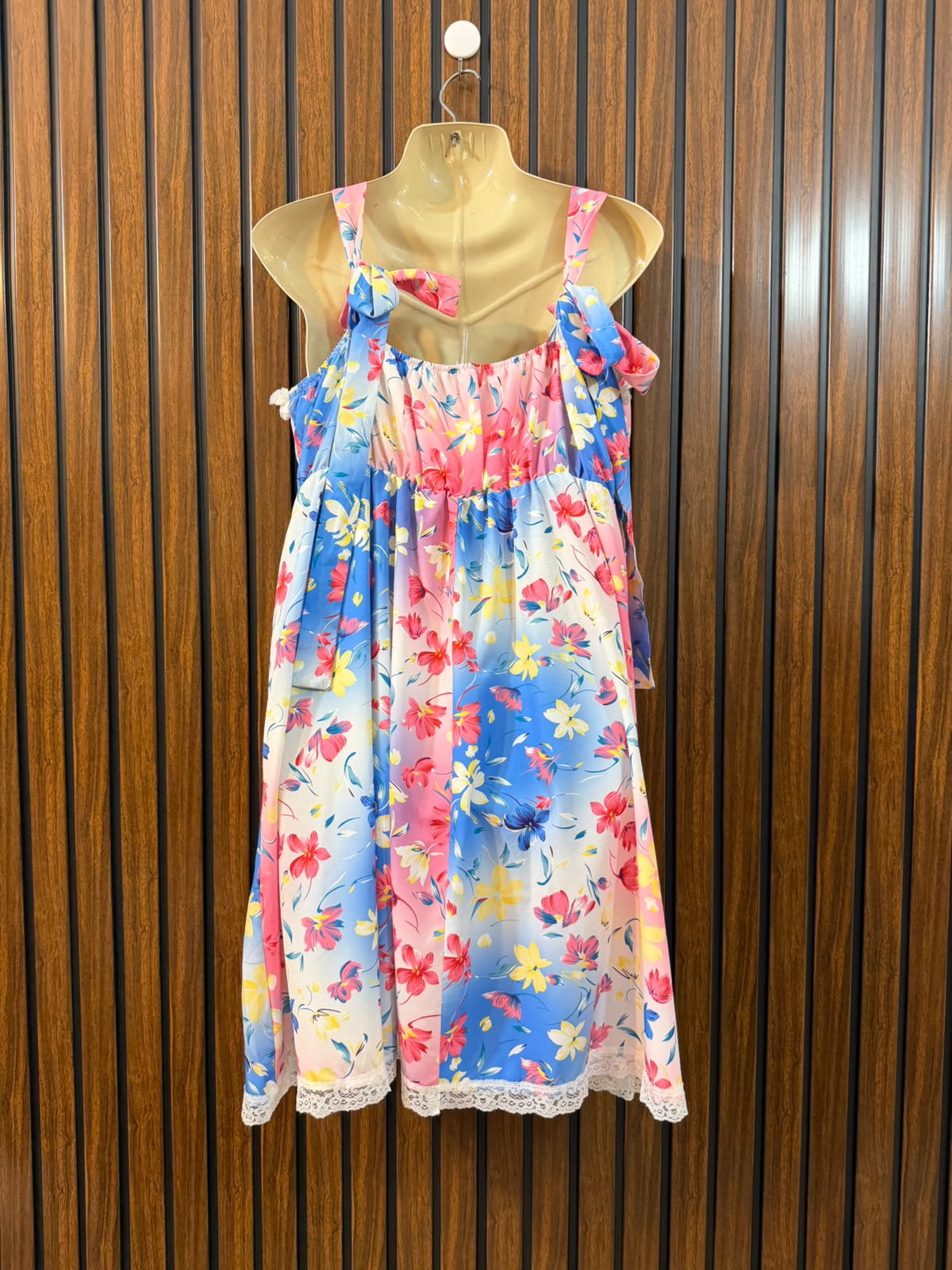 Chest 21  Lenght 34  Fabric silk Women's Fashion Mini Dress