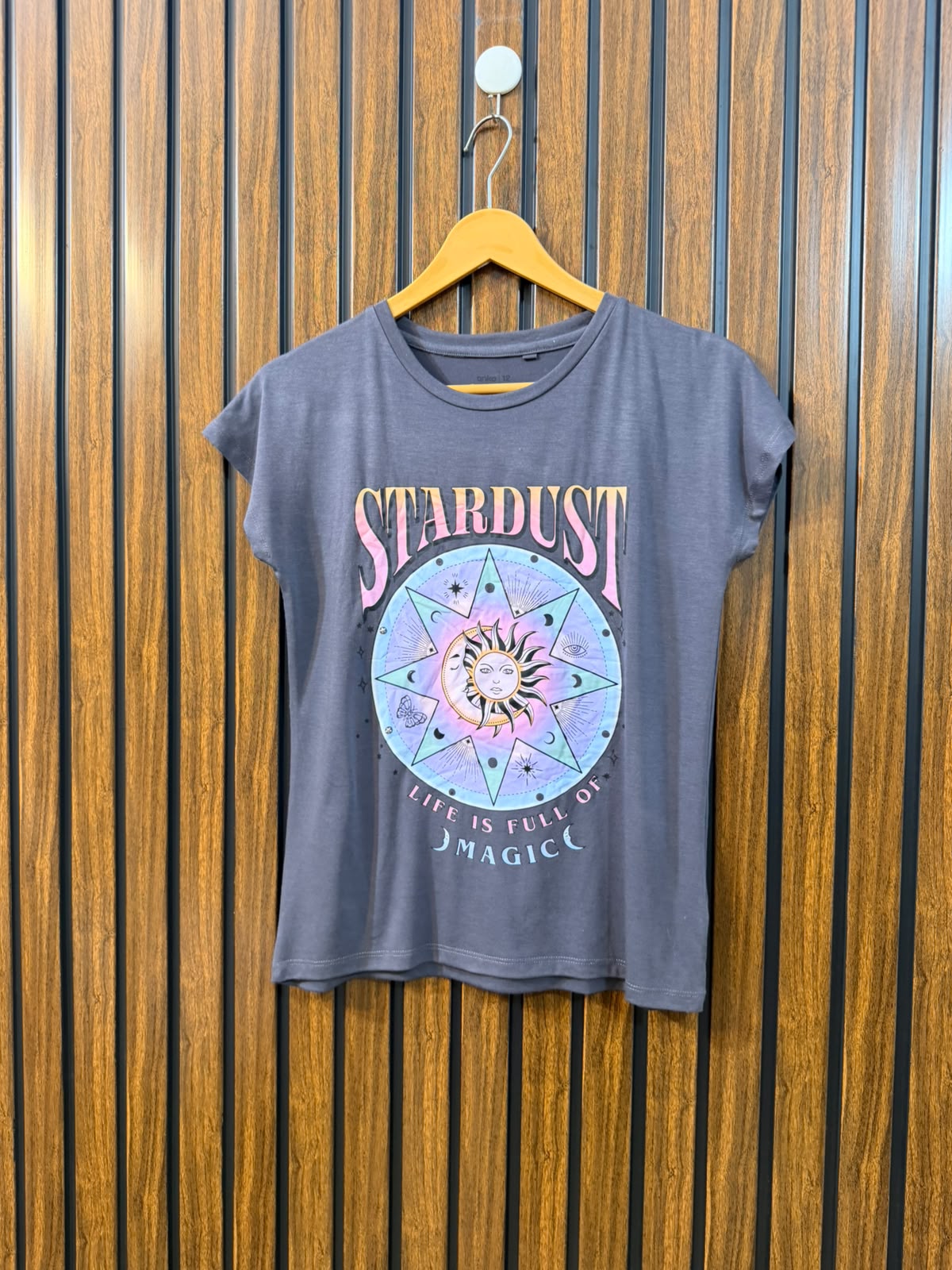 Chest 17  Length 21 Elegant Women's T-Shirt