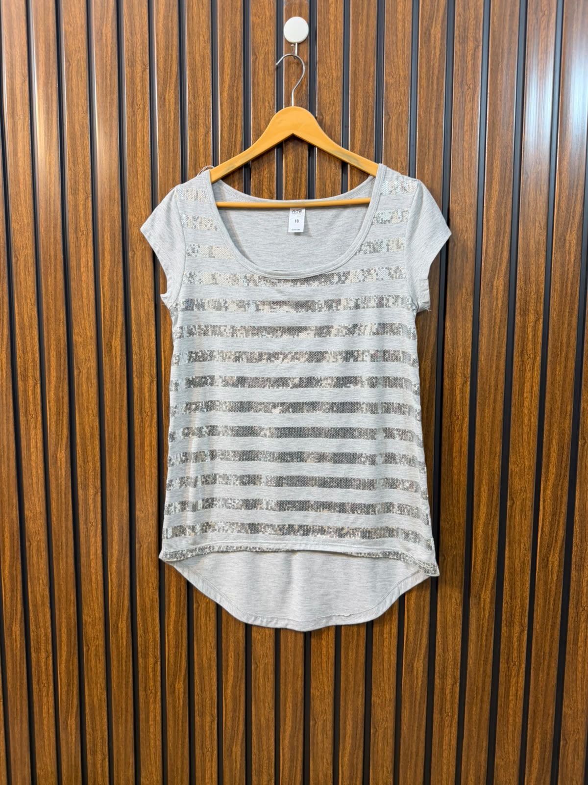 Chest 18  Length 22 To 27 Women's New Arrival T-Shirt