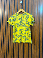 Chest 17  Length 21 Fashionable Women's T-Shirt