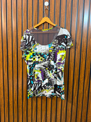 Chest 22  Length 26 Women's Wardrobe T-Shirt