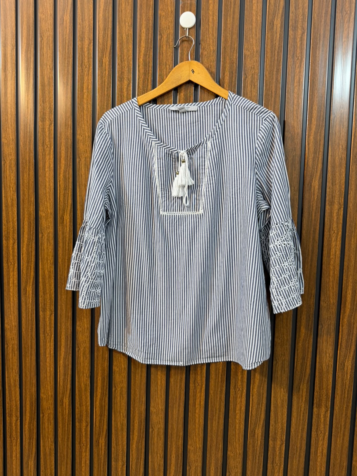 Chest 20  Lenght 25  Fabric cotton Branded Ladies Full Sleeve Top
