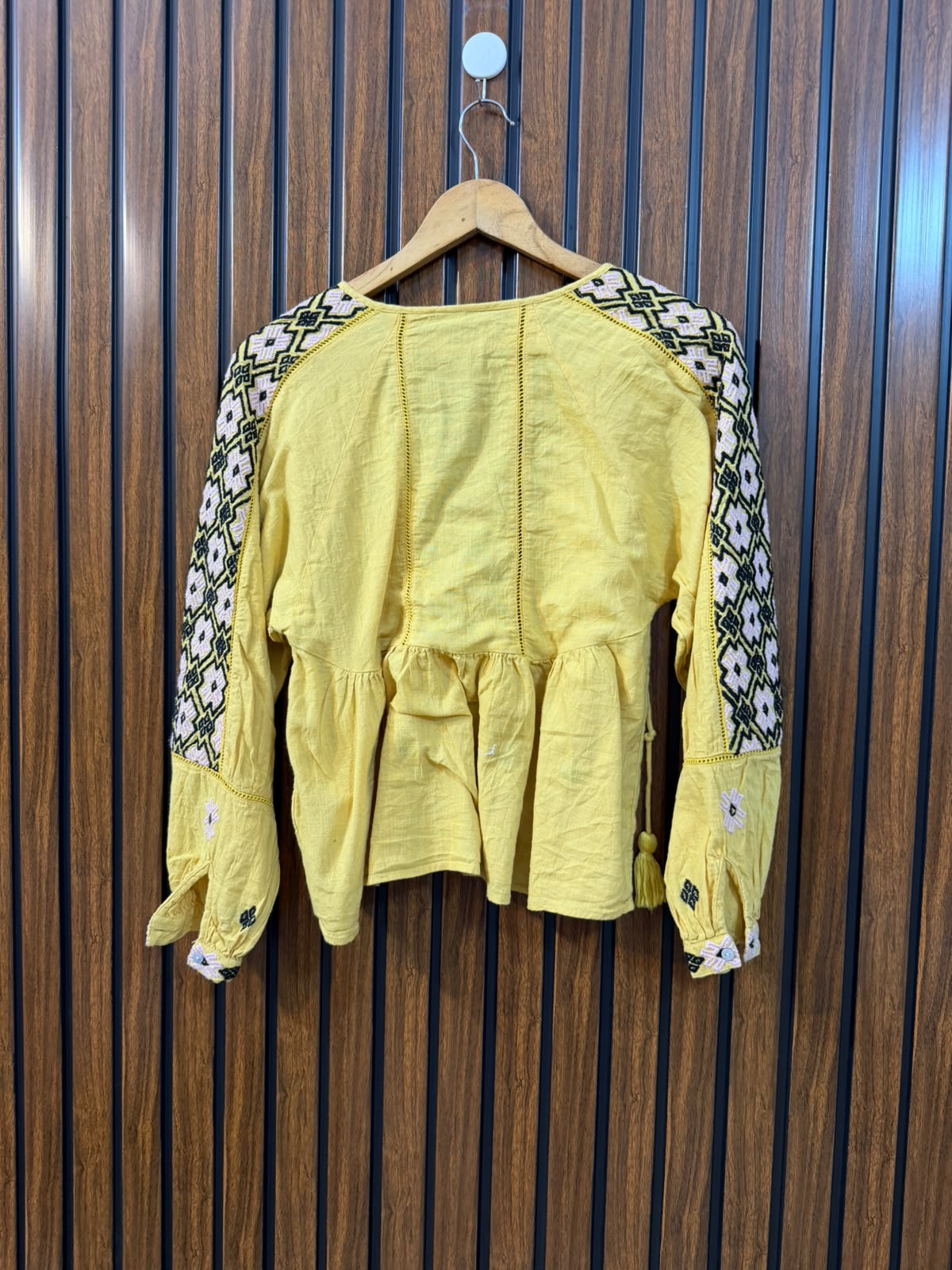 Chest 16  Lenght 20  Fabric cotton Women's Western Full Sleeve Top