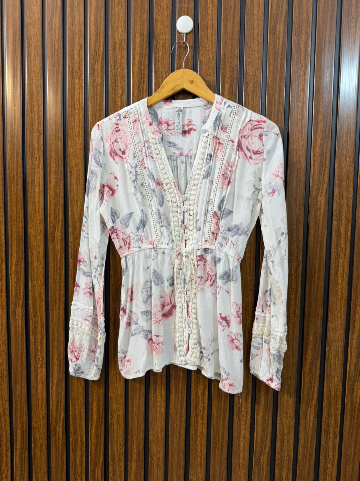 Chest 18  Lenght 24  Fabric rayon Women's Everyday Full Sleeve Top