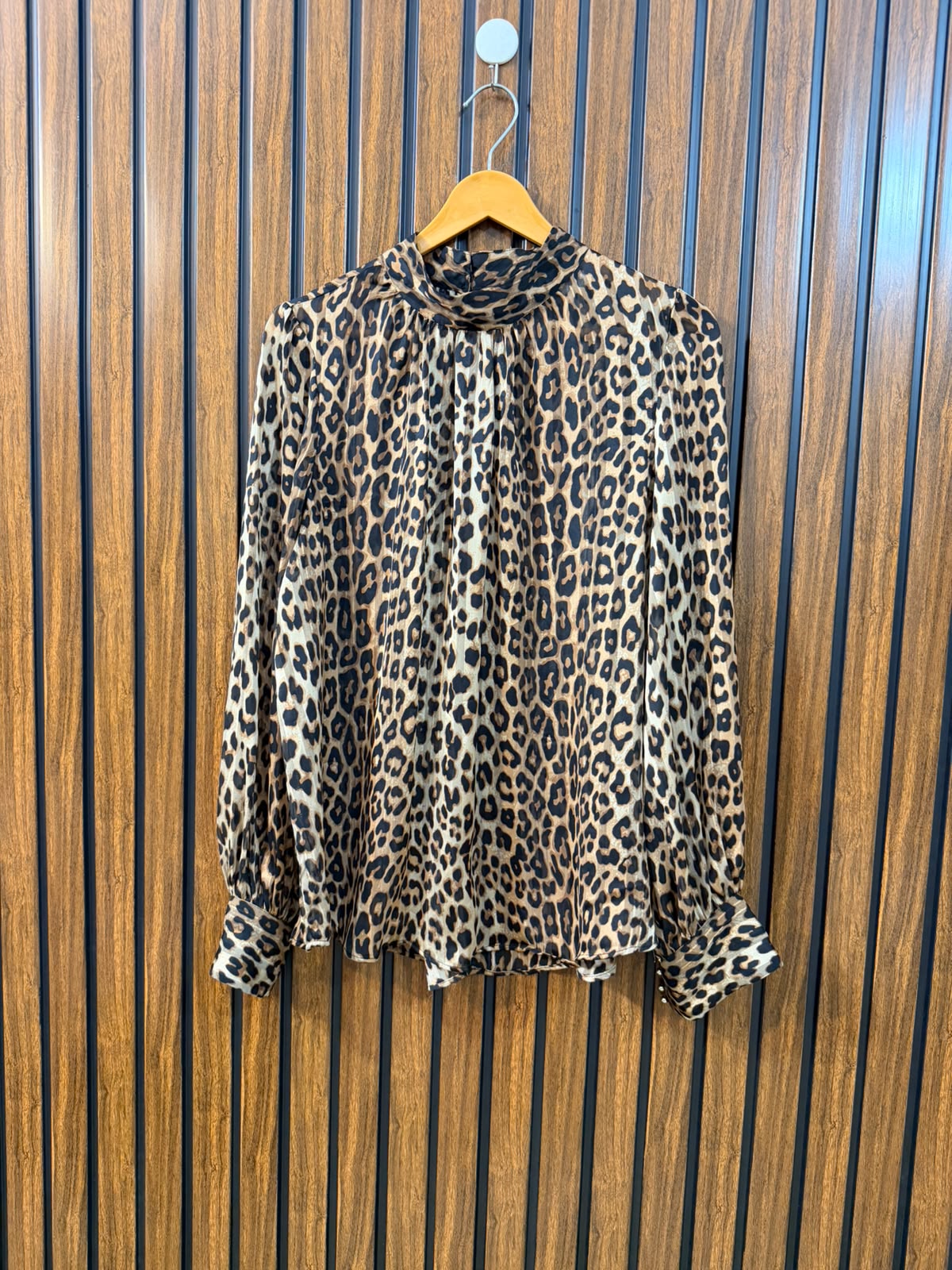 Chest 22  Lenght 25  Fabric chiffon Women's Designer Full Sleeve Top