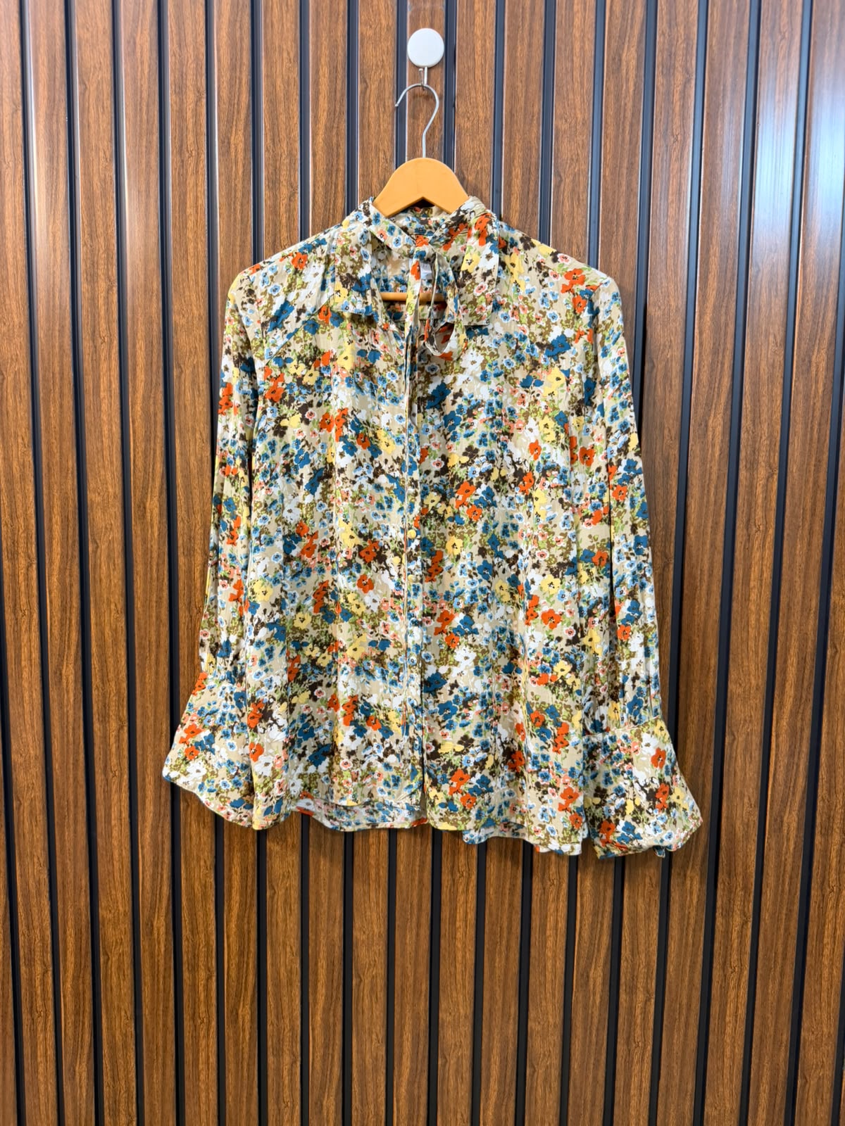 Chest 19  Lenght 24  Fabric linen Women's Trend Full Sleeve Top