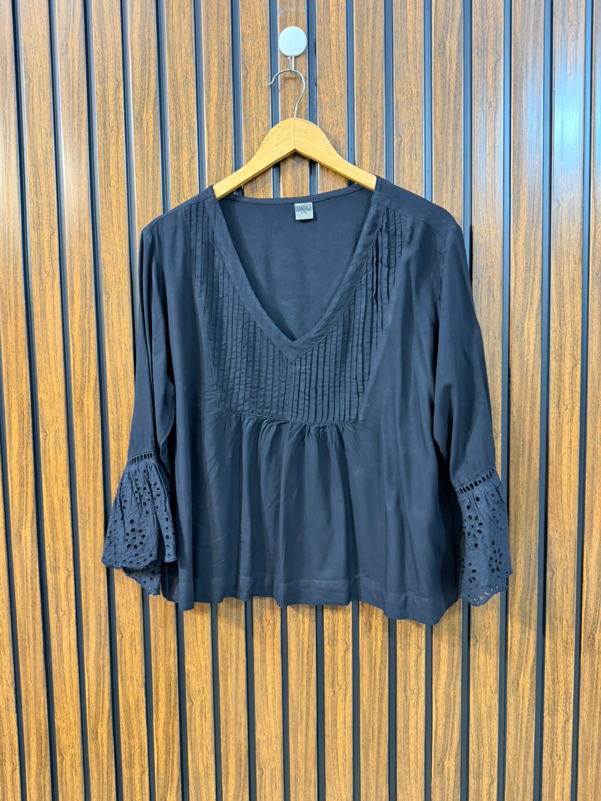 Chest 21  Lenght 21  Fabric linen Women's Wardrobe Full Sleeve Top