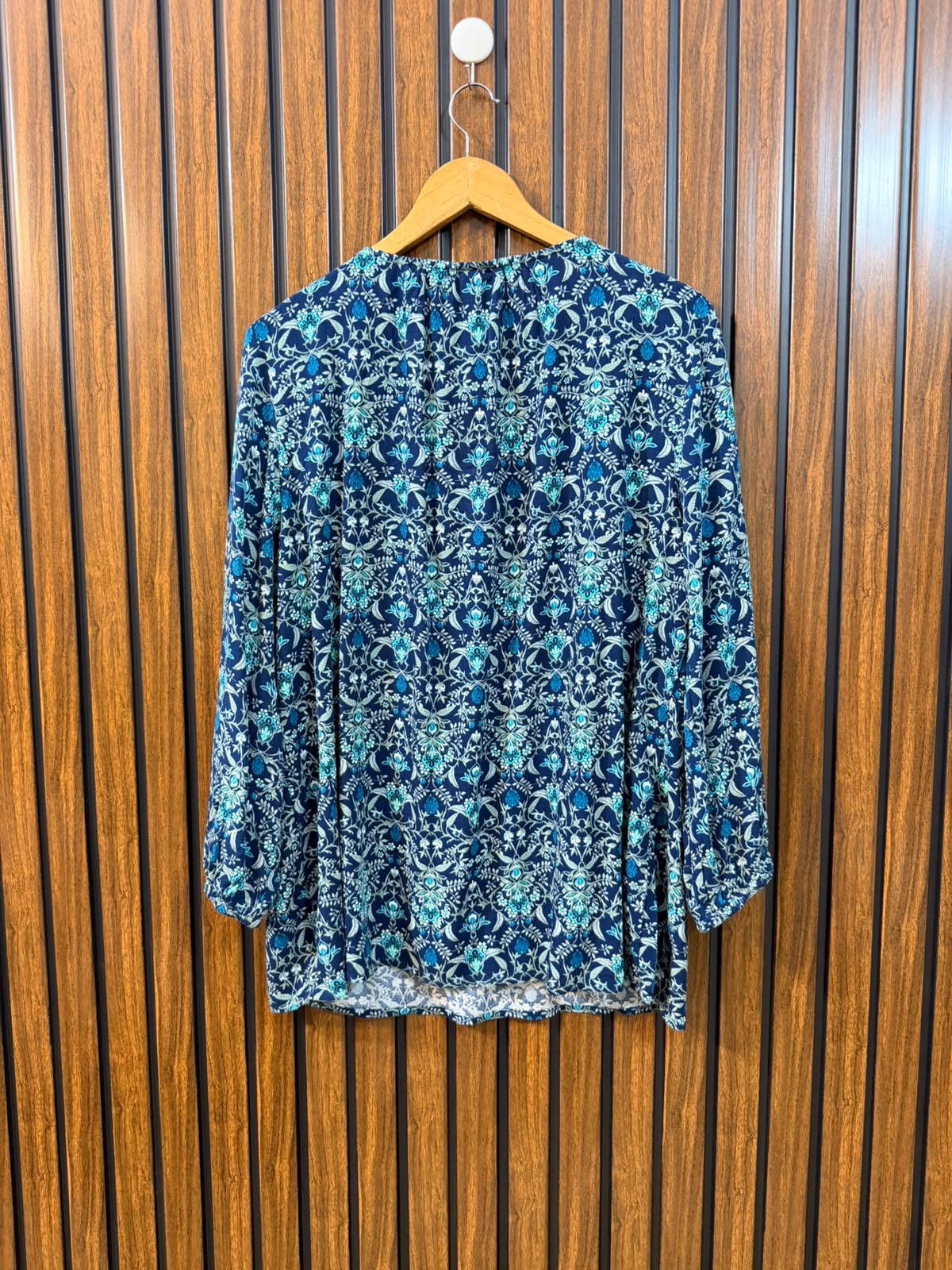 Chest 22  Lenght 26.5  Fabric rayon Chest 22  Lenght 26.5  Fabric rayon