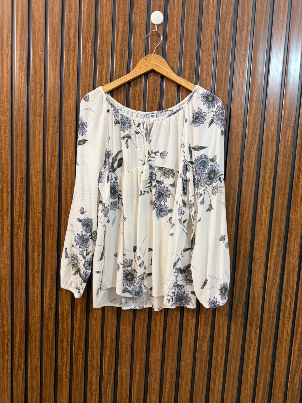Chest 21  Lenght 23  Fabric rayon Women's Western Casual Top