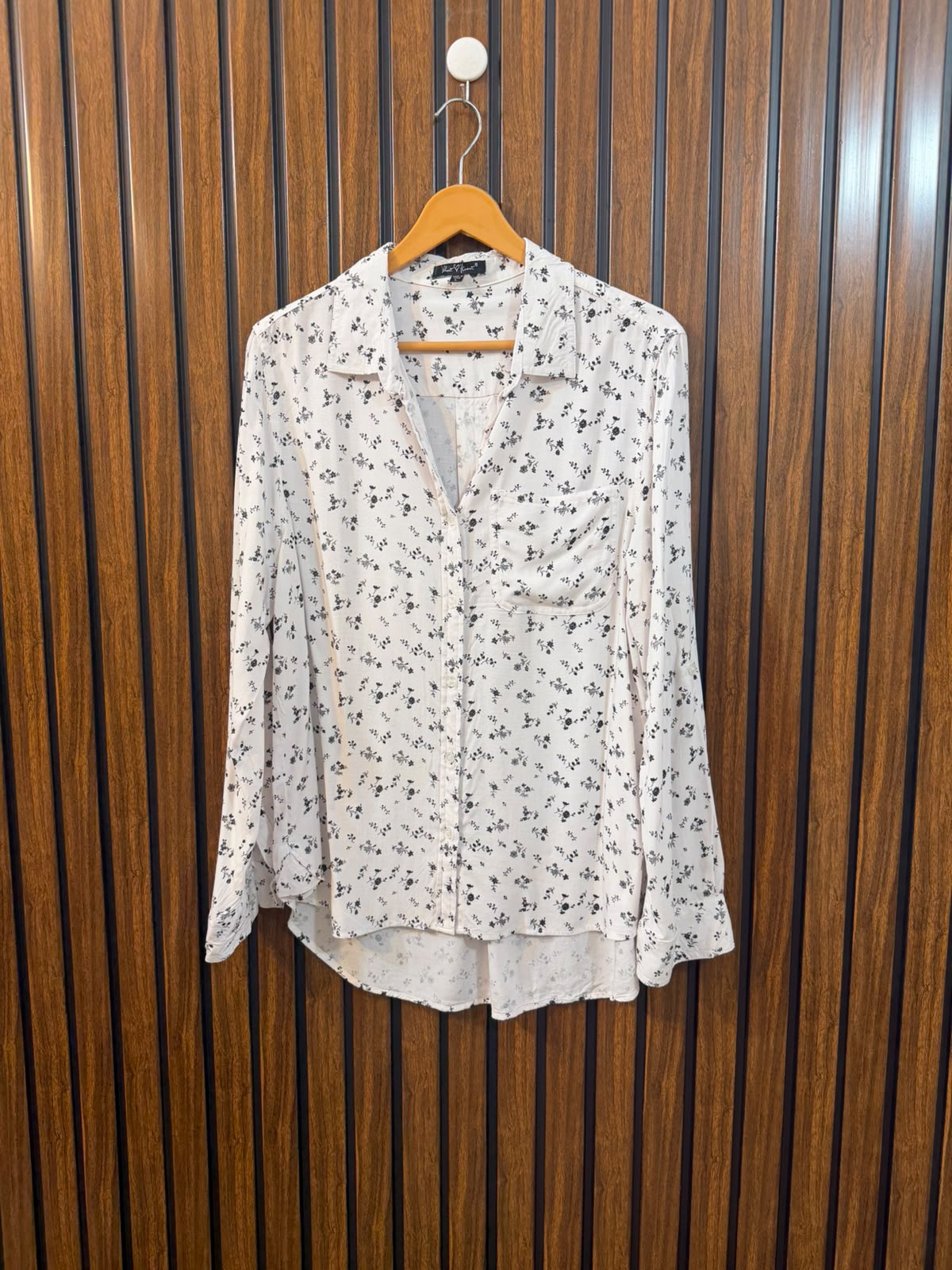 Chest 20  Lenght 26 to 29  Fabric linen Women's Full Sleeve Basic Top