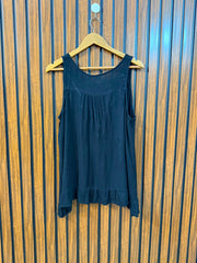 Chest 21  Length 26  Fabric Rayon Branded Women's Casual Sleeveless Top