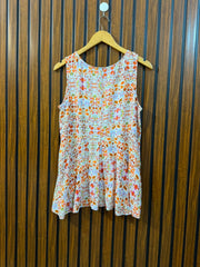 Chest 20  Length 21 To 24  Fabric Linen Stylish Women's Sleeveless Top