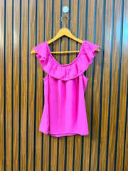 Chest 18  Length 19  Fabric Rayon Women's Signature Sleeveless Top