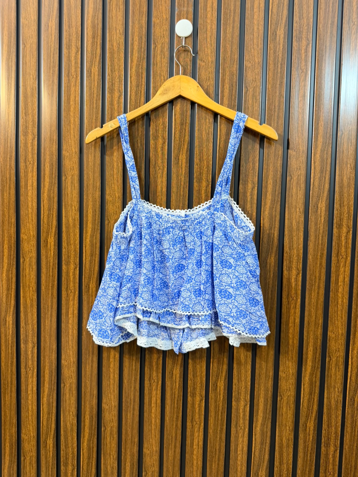 Chest 17  Length 20  Fabric Linen Women's Fashion Sleeveless Top