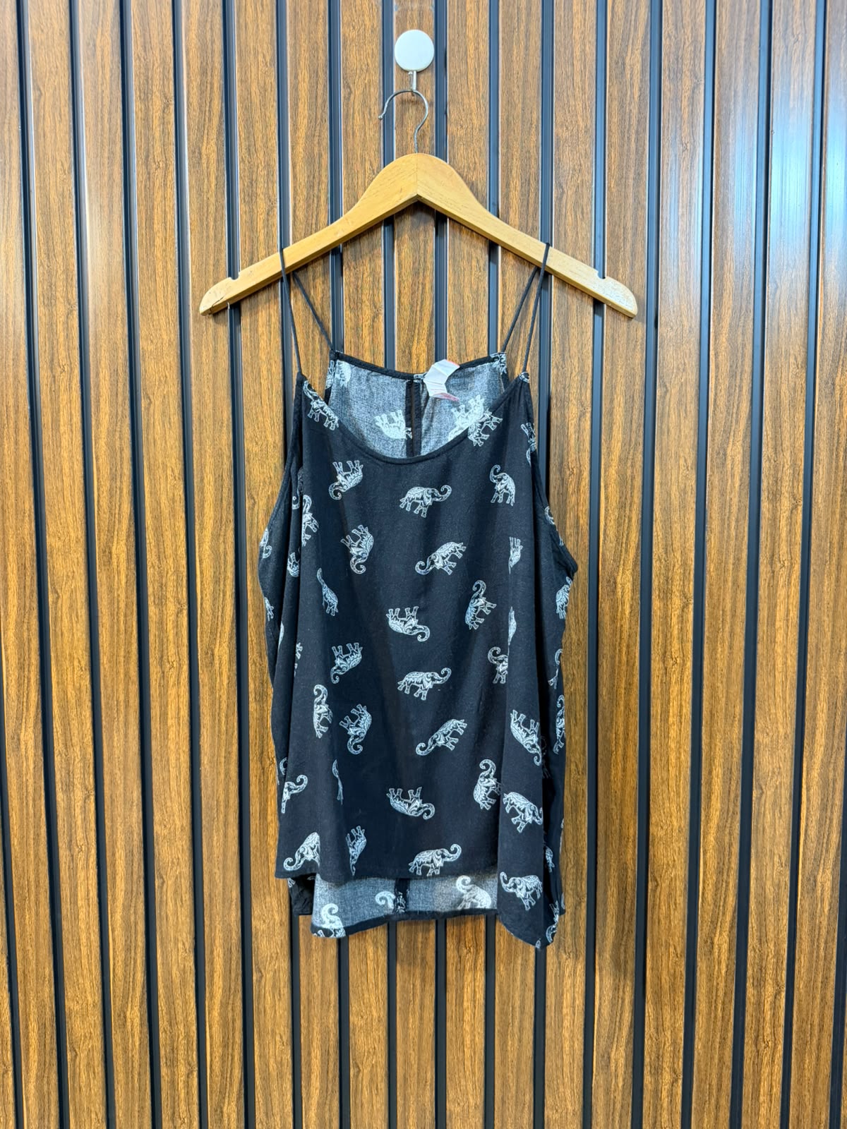 Chest 20  Length 24  Fabric Linen Women's Modern Western Top