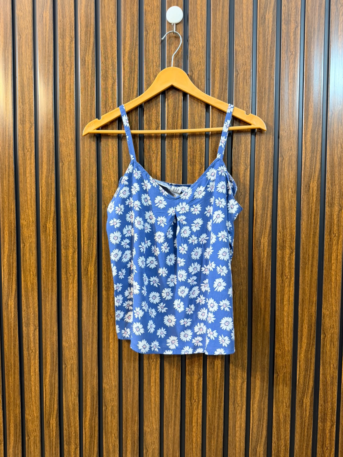 Chest 16  Length 20.5  Fabric Linen Women's Branded Fashion Top
